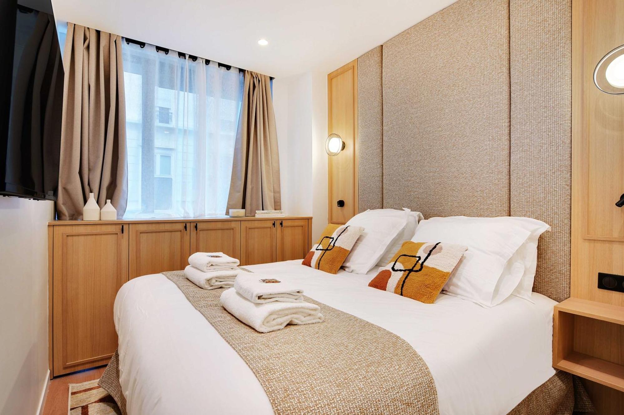 Appartamento Authentic - 3br-6p - Moulin Rouge Parigi